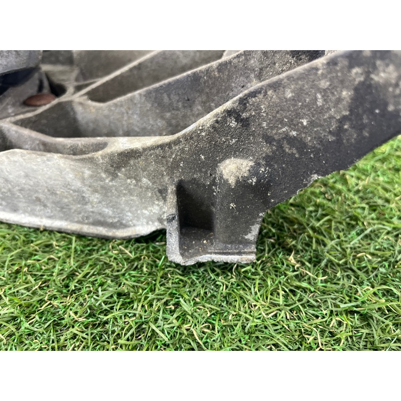 Кронштейн КПП (трансмиссия) AUDI A4 B8 2012 2.0 CAEB 4H0399263L