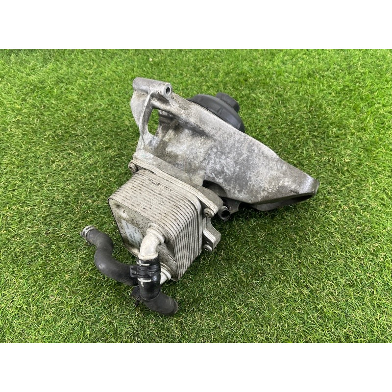 Корпус масляного фільтра (двигун та елементи) Volkswagen Touareg NF 2012 3.6 CGRA 03H115403T