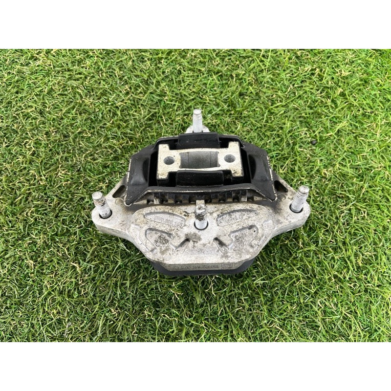 Подушка КПП (трансмиссия) AUDI SQ5 FY 2018 3.0 CWGD 8W0399156AR