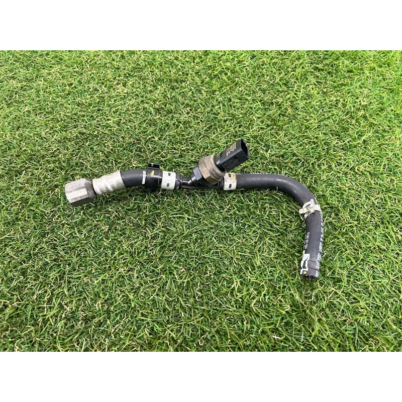 Шланг топливный (топливная система) Volkswagen Touareg NF 2012 3.6 CGRA 7P6130295D