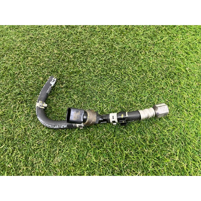 Шланг топливный (топливная система) Volkswagen Touareg NF 2012 3.6 CGRA 7P6130295D