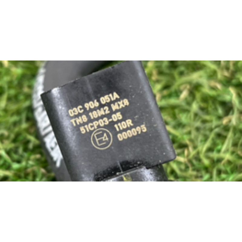 Шланг топливный (топливная система) Volkswagen Touareg NF 2012 3.6 CGRA 7P6130295D