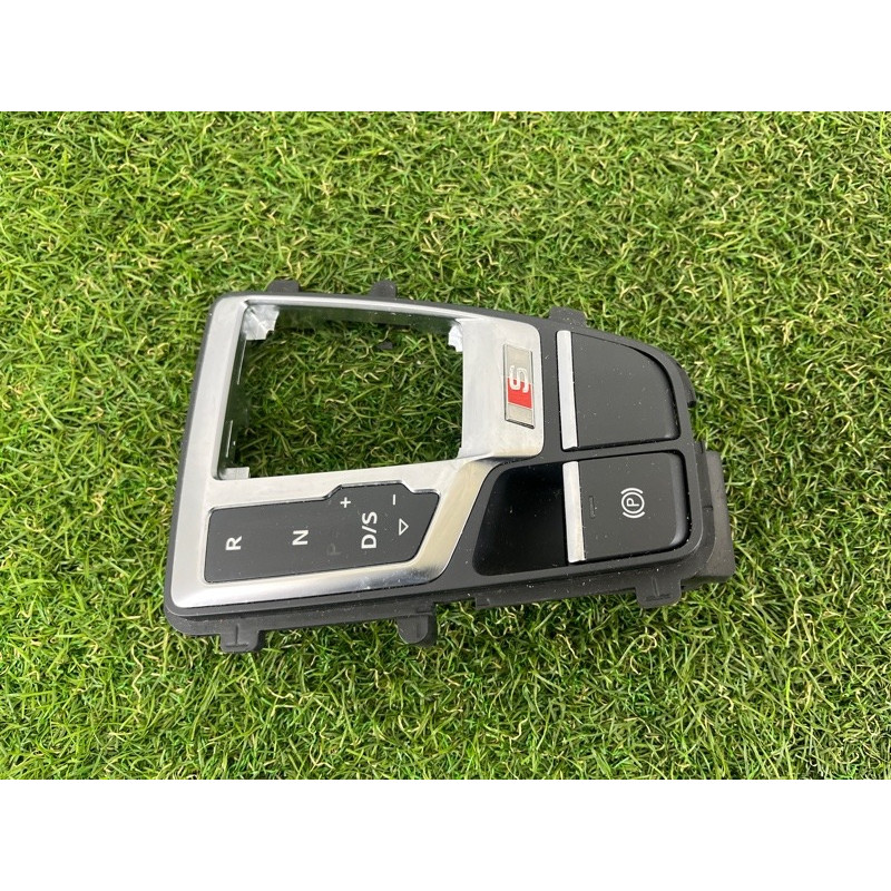 Рамка АКПП (салон) AUDI SQ5 FY 2018 3.0 CWGD 80B713111BESX