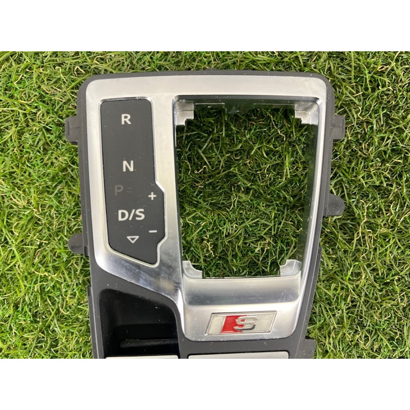 Рамка АКПП (салон) AUDI SQ5 FY 2018 3.0 CWGD 80B713111BESX