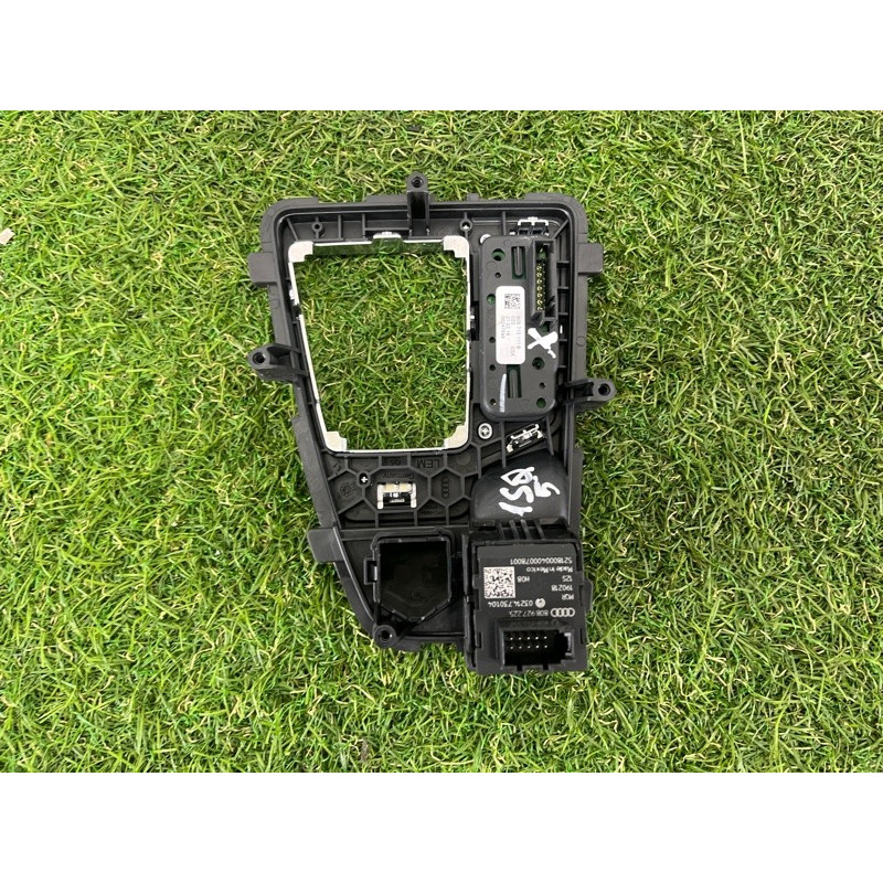 Рамка АКПП (салон) AUDI SQ5 FY 2018 3.0 CWGD 80B713111BESX