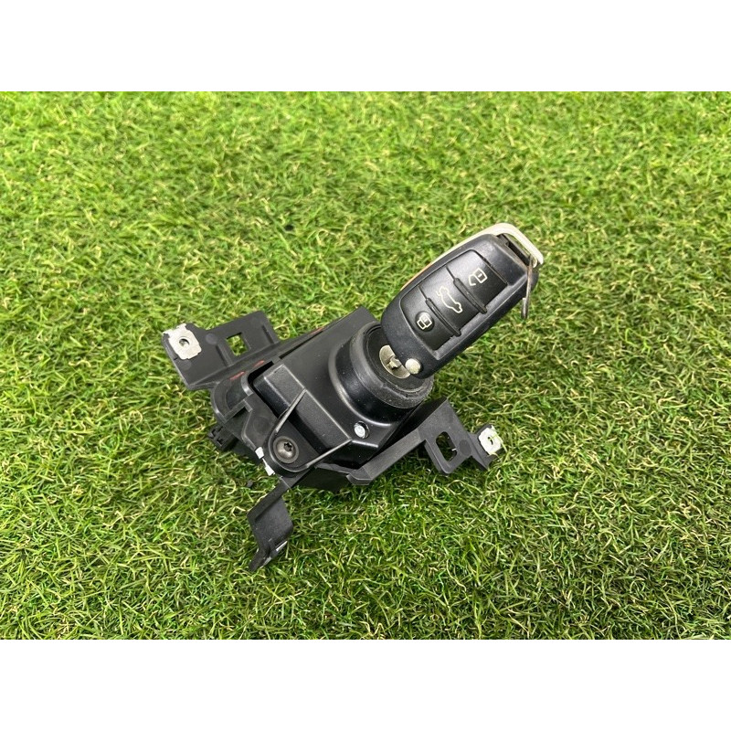 Замок зажигания (электрика) AUDI Q7 4L 2011 3.0 CATA 4F0910132L