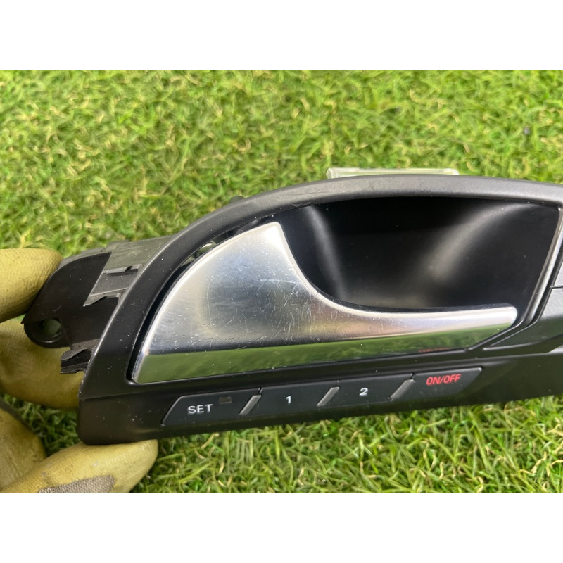 Ручка двери внутренняя (салон) AUDI Q7 4L 2011 3.0 CATA 4L0837019AH77