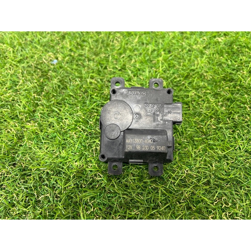 Привод заслонки отопителя (отопление и кондиционирование) Mazda CX-9 TC aa1138004040