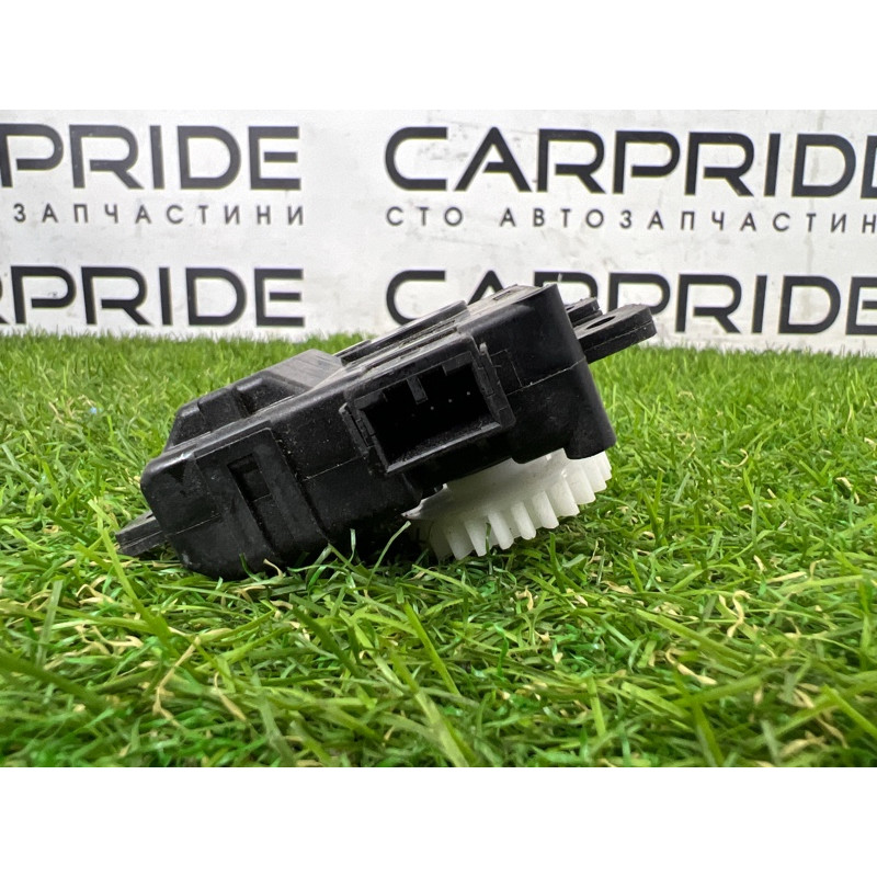 Привод заслонки отопителя (отопление и кондиционирование) Mazda CX-9 TC aa1138004040