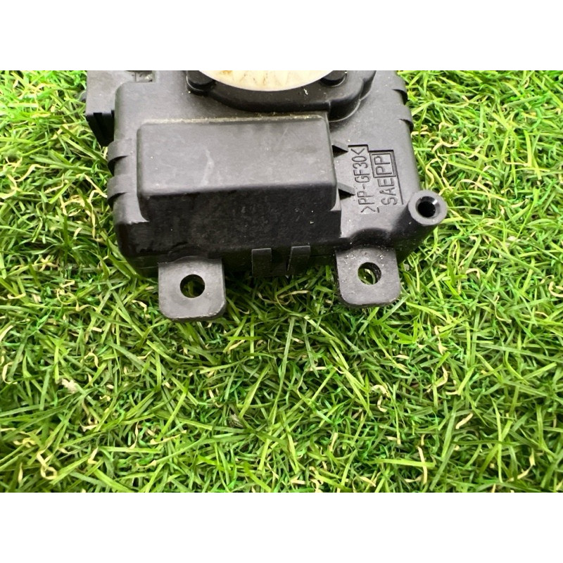 Привод заслонки отопителя (отопление и кондиционирование) Mazda CX-9 TC aa1138004040