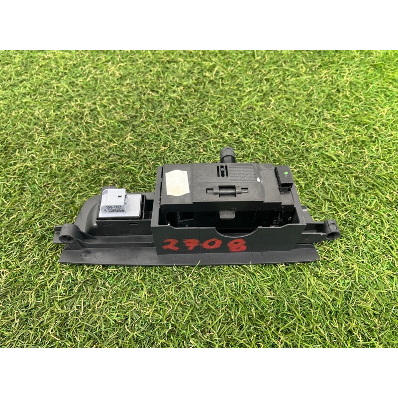 Пепельница (салон) AUDI Q7 4L 2011 3.0 CATA 4L0959522A6PS