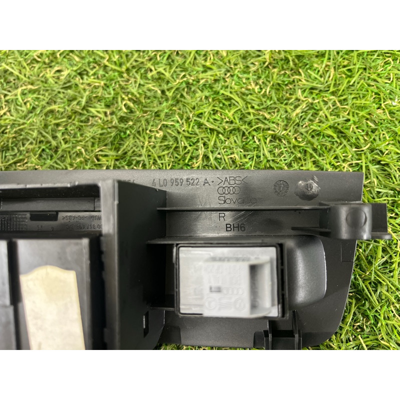 Пепельница (салон) AUDI Q7 4L 2011 3.0 CATA 4L0959522A6PS