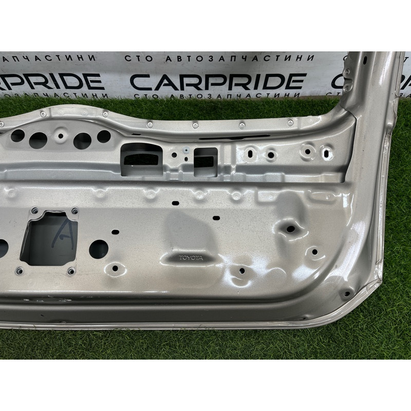 Крышка багажника (кузов и элементы) Toyota Prius NHW20 1.5 6700547160
