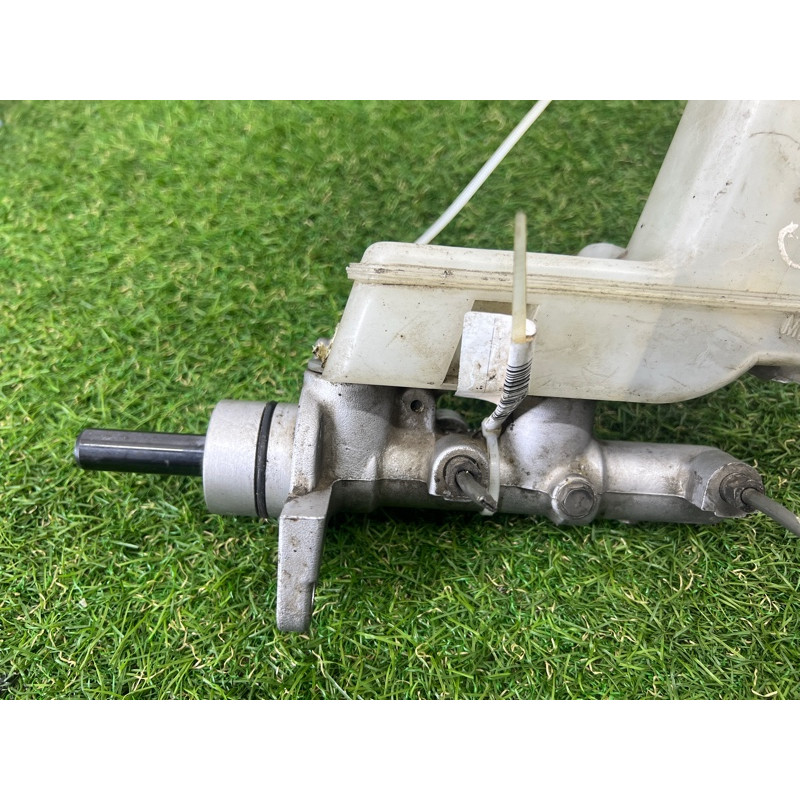 Главный тормозной цилиндр (тормозная система) Mazda 6 GG 2004 2.0 RF5