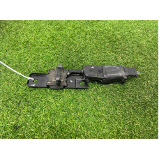 Ответная часть замка багажника