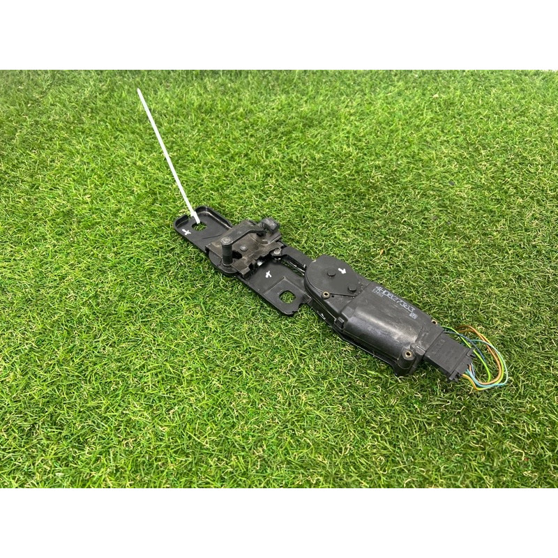 Ответная часть замка багажника (кузов и элементы) AUDI A8 D4 2011 4,2 4H0827383A