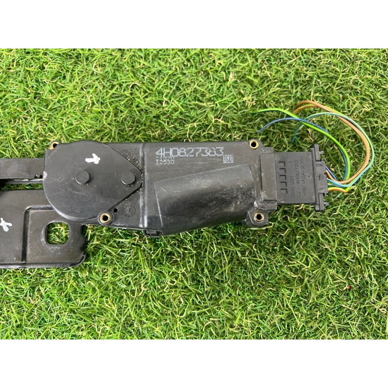 Ответная часть замка багажника (кузов и элементы) AUDI A8 D4 2011 4,2 4H0827383A