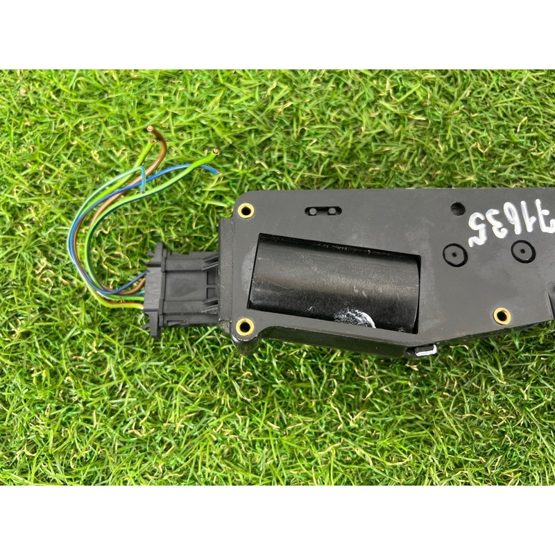 Ответная часть замка багажника (кузов и элементы) AUDI A8 D4 2011 4,2 4H0827383A