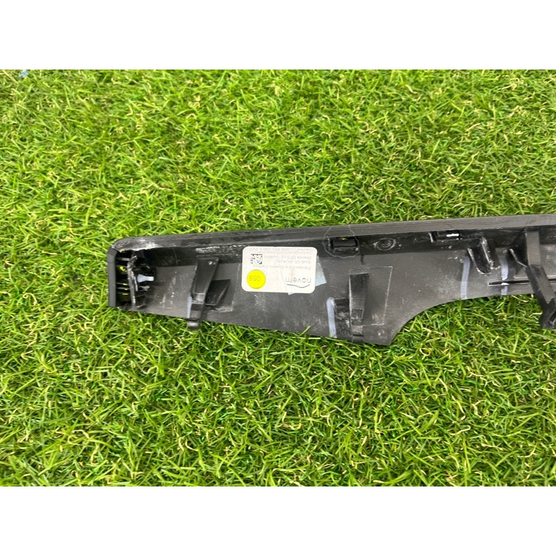 Декоративная накладка торпедо (салон) AUDI SQ5 FY 2018 3.0 CWGD 80B853190L7V7