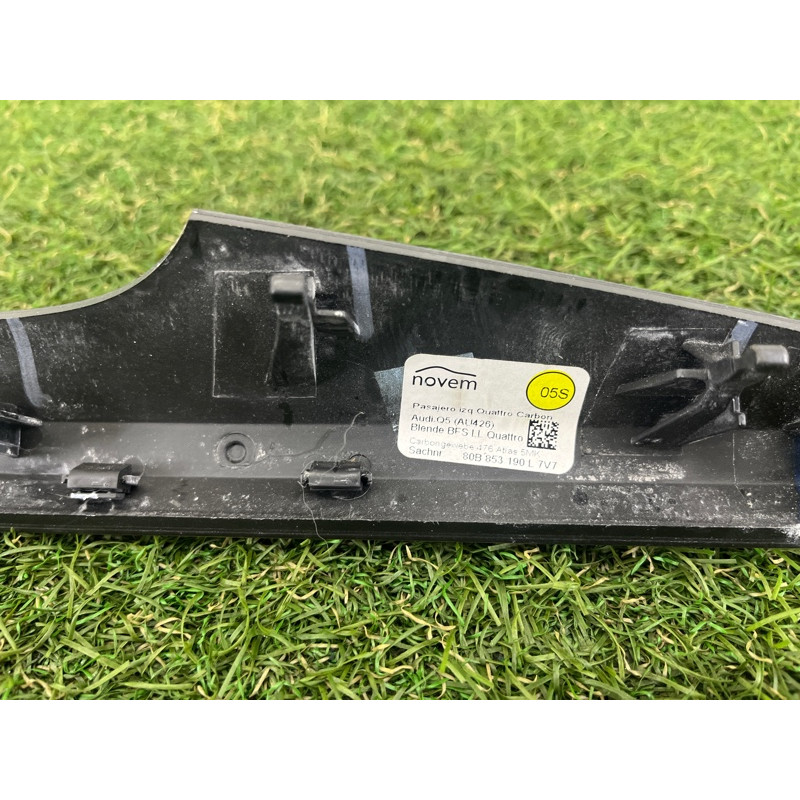 Декоративная накладка торпедо (салон) AUDI SQ5 FY 2018 3.0 CWGD 80B853190L7V7