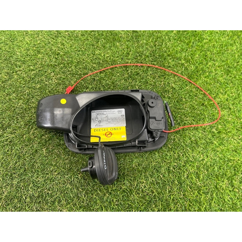 Кришка паливного бака (кузов і елементи) AUDI Q7 4L 2011 3.0 CATA 4L0809999A