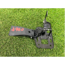 Ответная часть замка капота