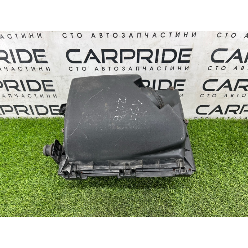 Корпус воздушного фильтра (впускная система) Opel SIGNUM 1 2006 2.2 YH 9177264