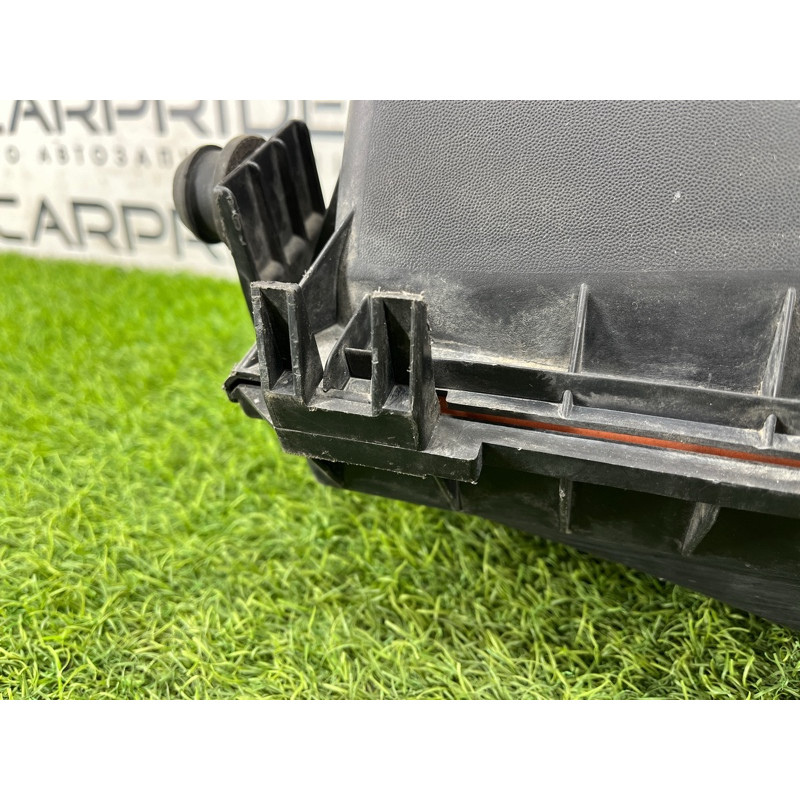 Корпус воздушного фильтра (впускная система) Opel SIGNUM 1 2006 2.2 YH 9177264