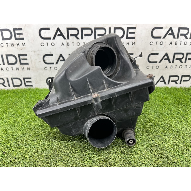 Корпус воздушного фильтра (впускная система) Opel SIGNUM 1 2006 2.2 YH 9177264