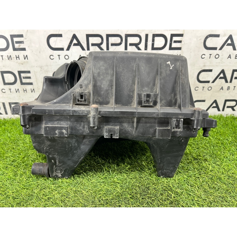 Корпус воздушного фильтра (впускная система) Opel SIGNUM 1 2006 2.2 YH 9177264