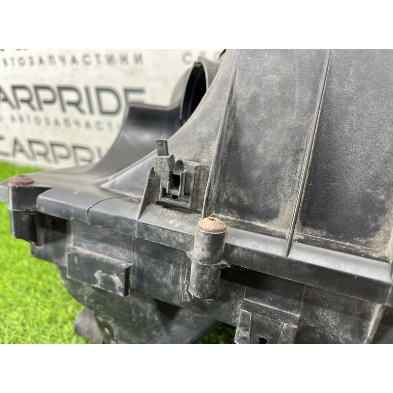 Корпус воздушного фильтра (впускная система) Opel SIGNUM 1 2006 2.2 YH 9177264