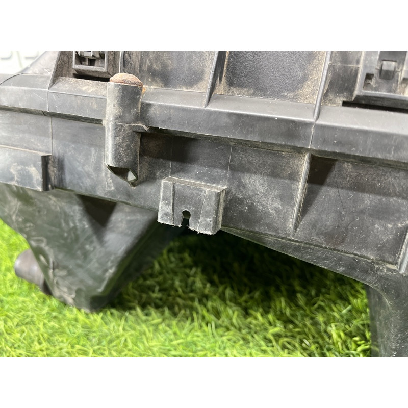 Корпус воздушного фильтра (впускная система) Opel SIGNUM 1 2006 2.2 YH 9177264