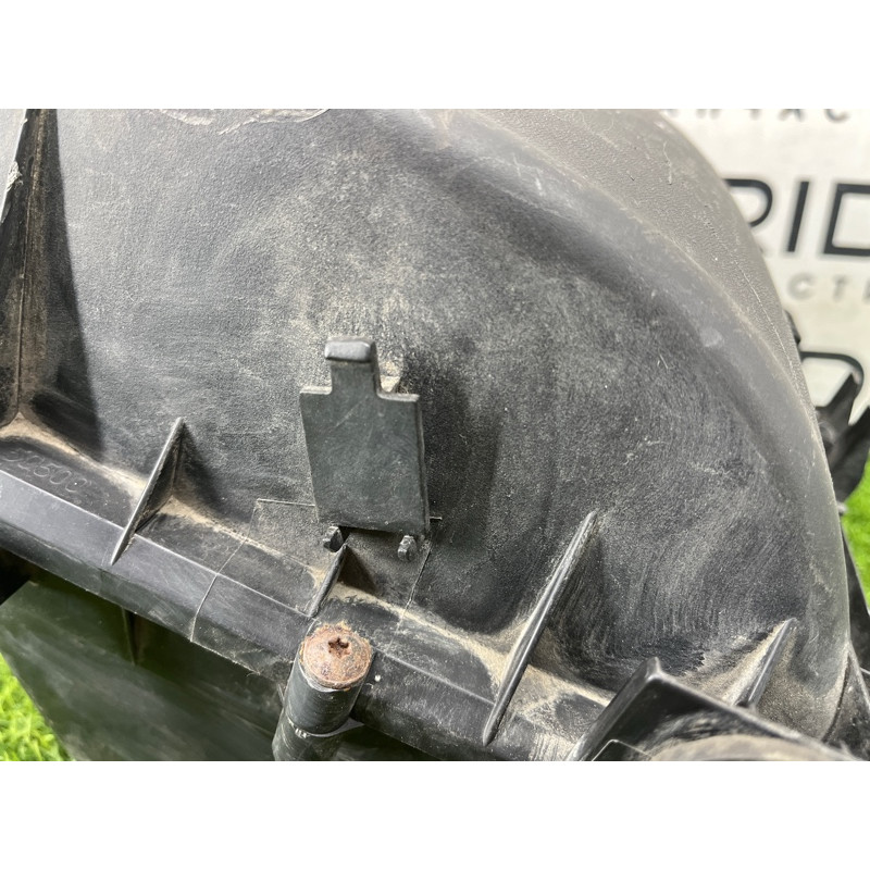 Корпус воздушного фильтра (впускная система) Opel SIGNUM 1 2006 2.2 YH 9177264