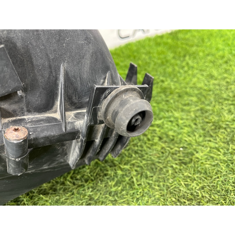 Корпус воздушного фильтра (впускная система) Opel SIGNUM 1 2006 2.2 YH 9177264