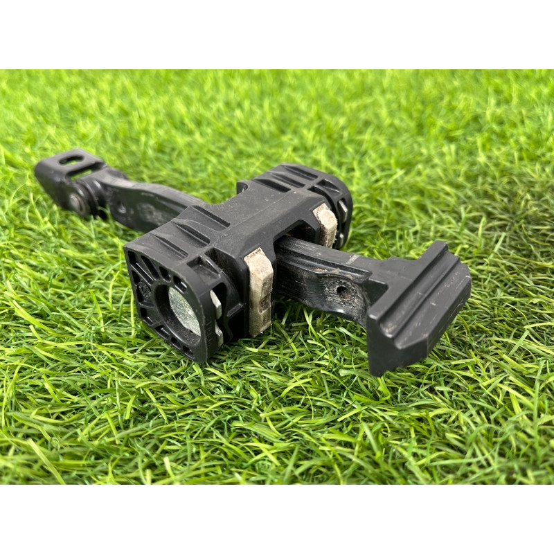 Обмежувач дверей (кузов і елементи) BMW 3-series F30 2014 N20B20 51227311340