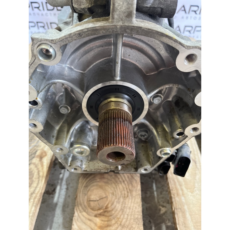 АКПП (трансмиссия) Volkswagen Touareg NF 2012 3.6 CGRA 0C8300038G