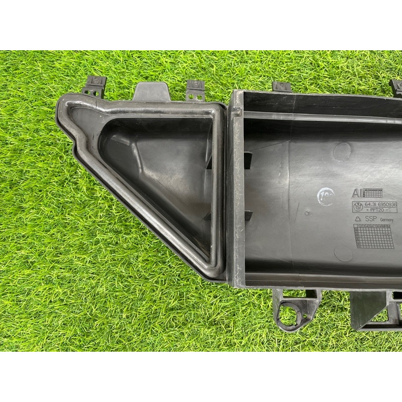 Корпус воздушного фильтра (впускная система) BMW 5-series E60 2005 N52B25 64316950936