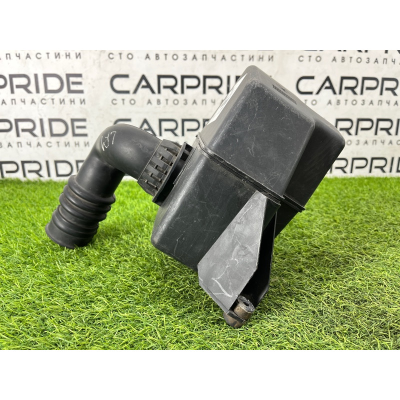 Корпус воздушного фильтра (впускная система) LAND ROVER FREELANDER L314 1999 1.8B