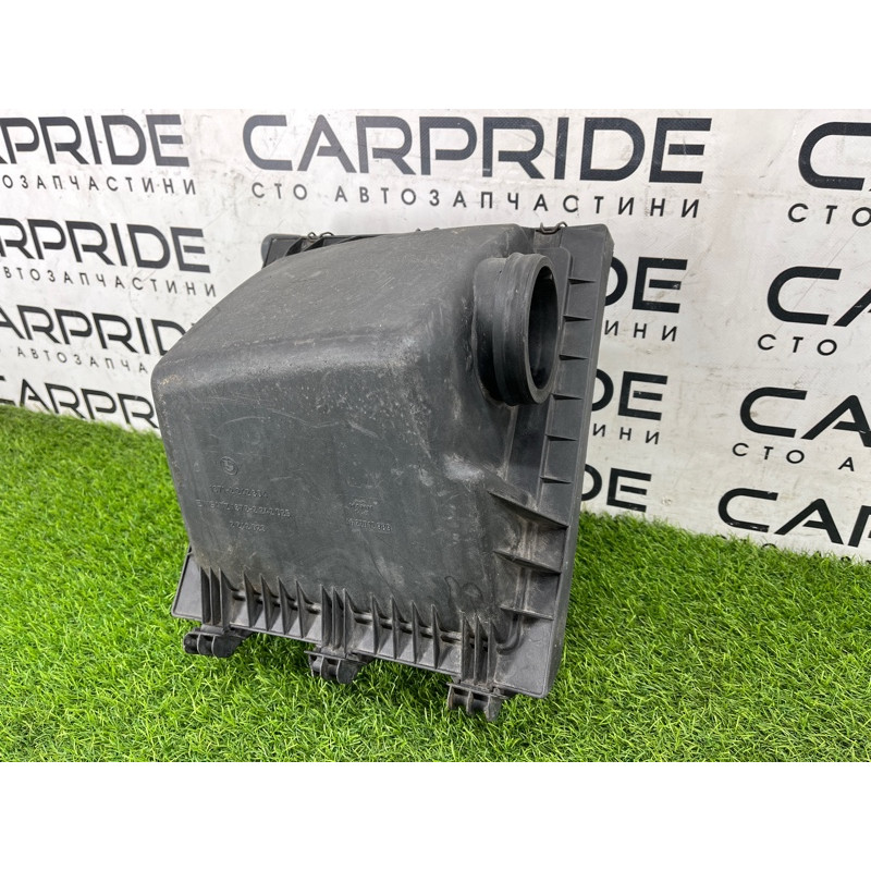 Корпус воздушного фильтра (впускная система) BMW 5-series E34 13712242304