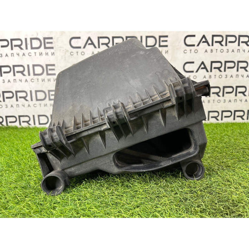 Корпус воздушного фильтра (впускная система) BMW 5-series E34 13712242304