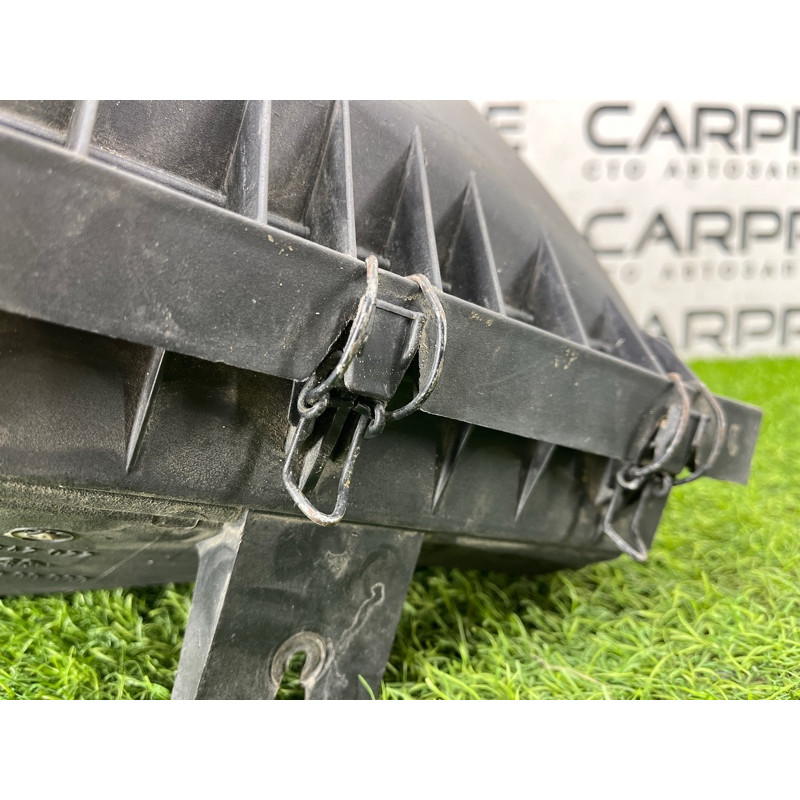 Корпус воздушного фильтра (впускная система) BMW 5-series E34 13712242304