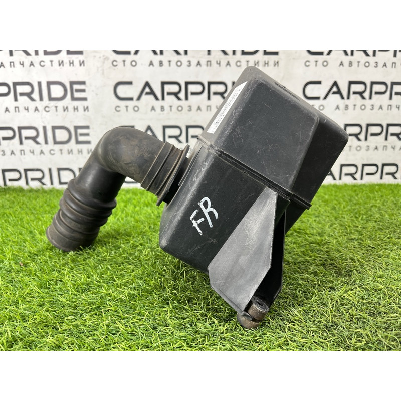 Корпус воздушного фильтра (впускная система) Land Rover Freelander L314 1.8B