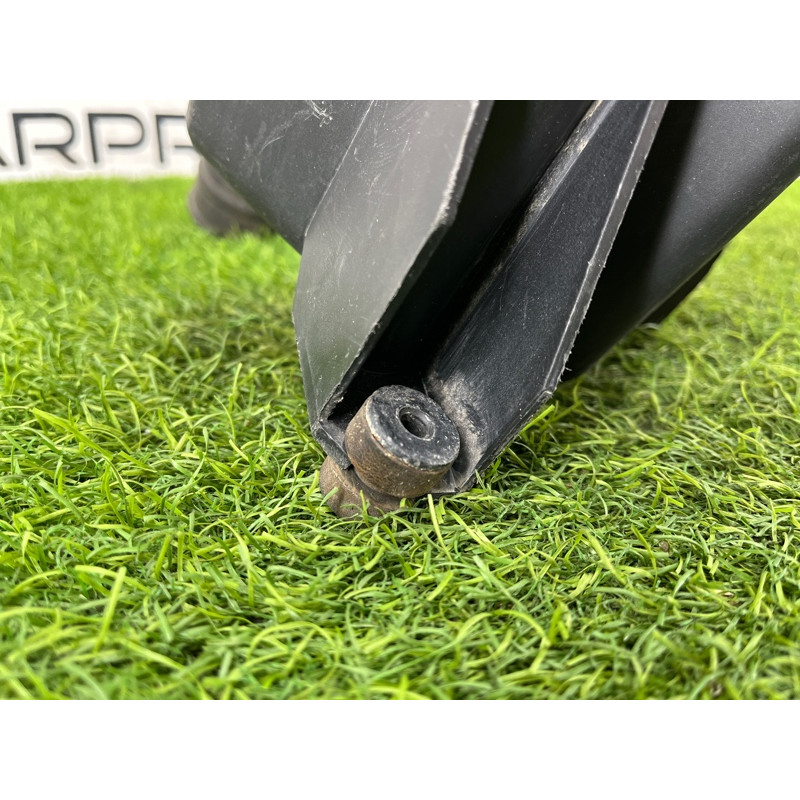 Корпус воздушного фильтра (впускная система) Land Rover Freelander L314 1.8B