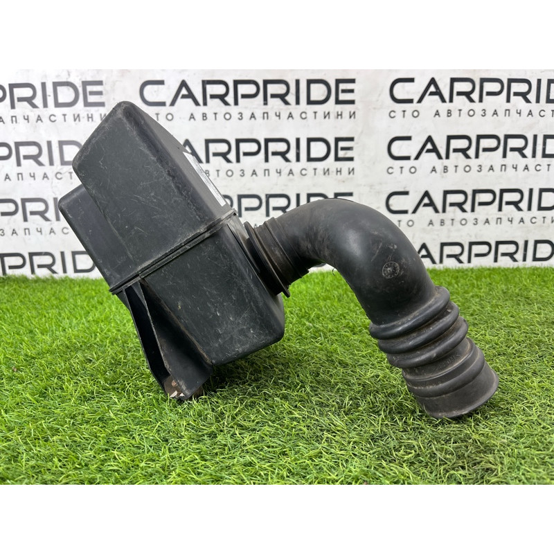 Корпус воздушного фильтра (впускная система) Land Rover Freelander L314 1.8B