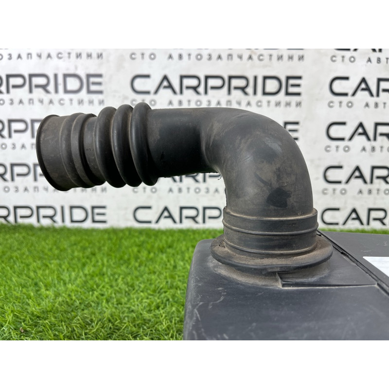 Корпус воздушного фильтра (впускная система) Land Rover Freelander L314 1.8B