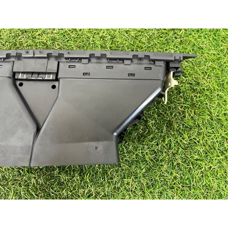 Центральний дефлектор салону (салон) BMW 3-series E93 2008 3.0 N54 64229130463