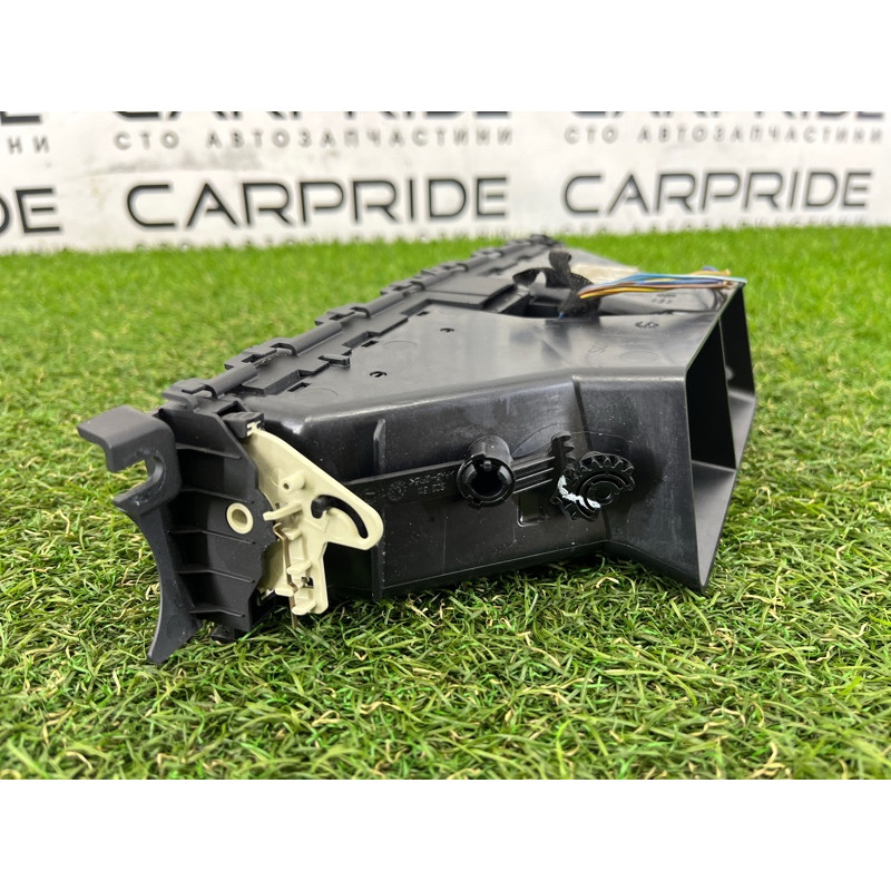 Центральний дефлектор салону (салон) BMW 3-series E93 2008 3.0 N54 64229130463