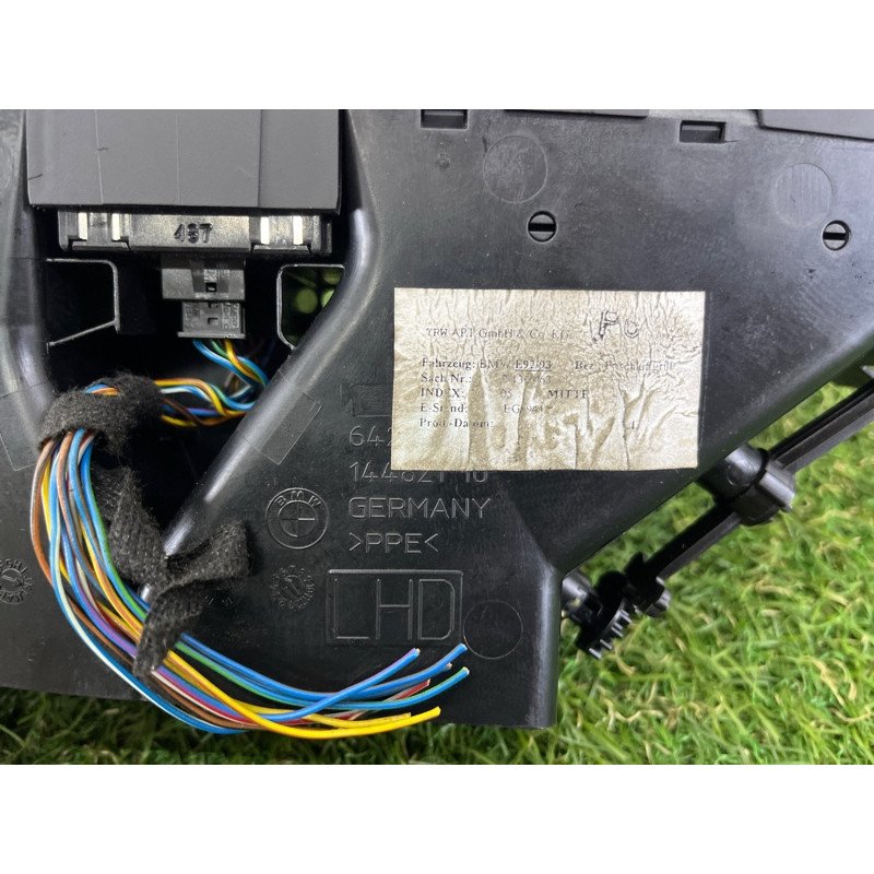 Центральний дефлектор салону (салон) BMW 3-series E93 2008 3.0 N54 64229130463