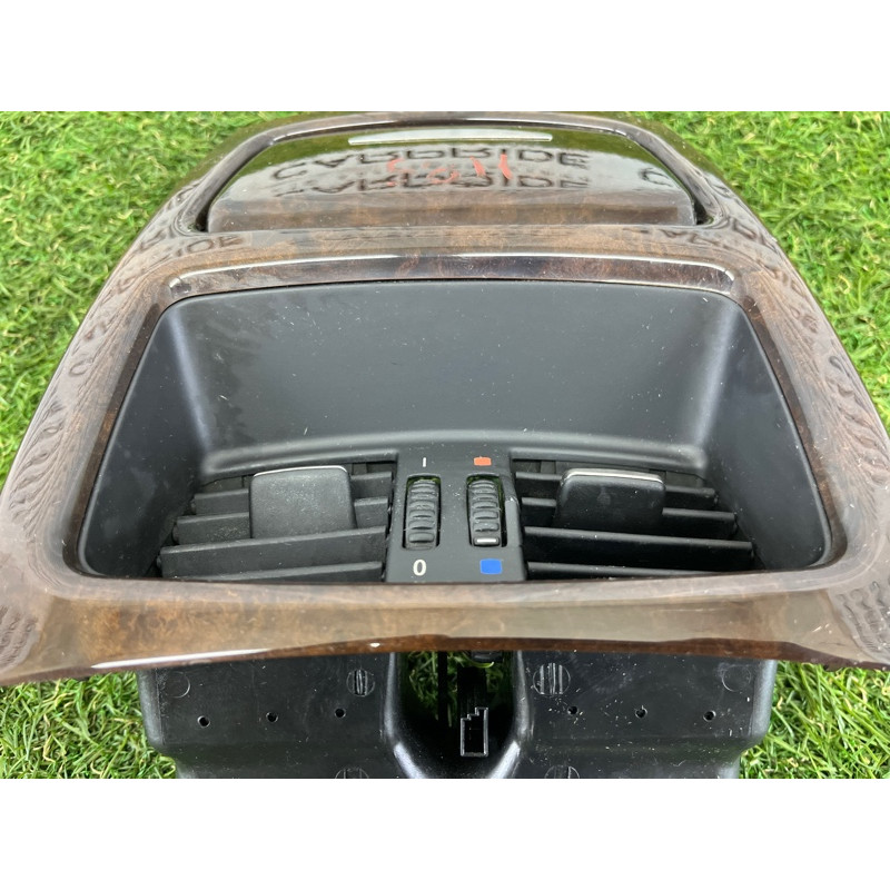 Декоративная накладка центральной консоли (салон) BMW 3-series E93 2008 3.0 N54 51166960678