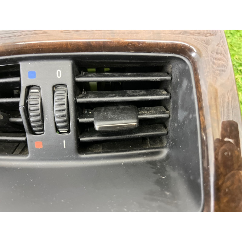 Декоративная накладка центральной консоли (салон) BMW 3-series E93 2008 3.0 N54 51166960678